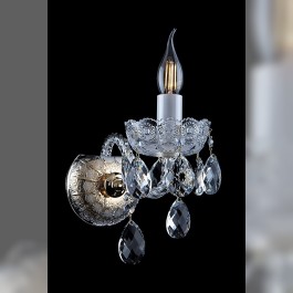 1-bulb wall sconce made of cut crystal glass "Bohemia style"